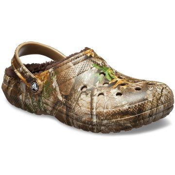 Papuci Crocs Classic Lined Realtree Edge Clog, Chocolate