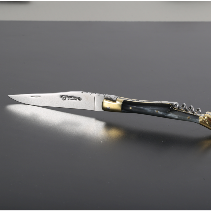Briceag cu Tirbuson Laguiole en Aubrac Classic Pocket Knife with Corkscrew , Bull Horn, 12cm, Black